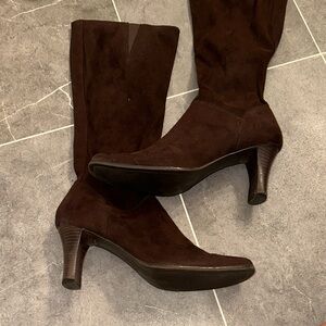 Nickels Dark Brown Heeled Boots